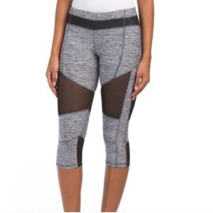 Electric Yoga Grey Mesh Capri Small New With Tags